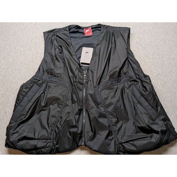 Nike Tech Woven Vest Mens XL Black Loose Fit Insulated Puffer Nylon HM4262-010 - Picture 1 of 9